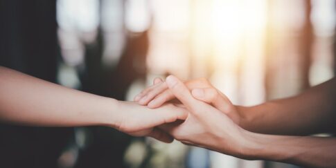 相手に共感をする時に使用する英語表現を解説