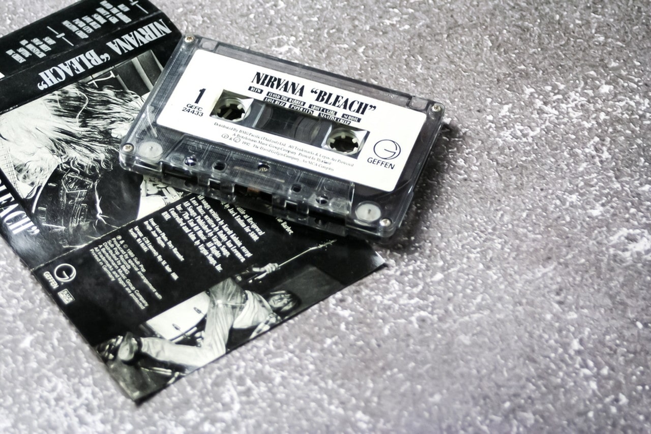 「デビュー」を英語で？debutの使い方から「お...