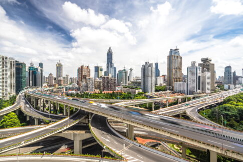 高速道路を英語で表現する方法を解説