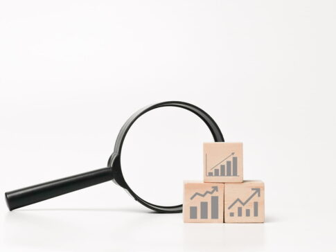 revenueの意味や使い方を例文を用いて解説